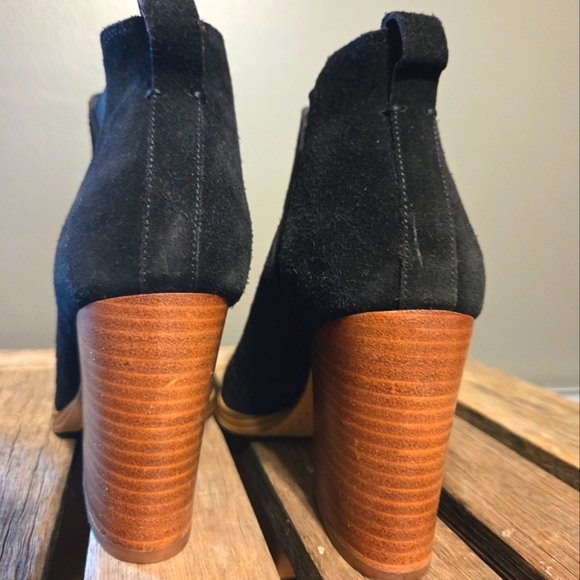 Marc Fisher Arwen Suede Perforated Heeled Bootie - Picture 5 of 7